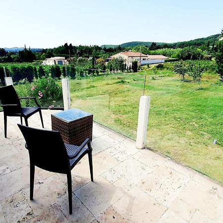 Chambre Cosy Avec Terrasse Sur La Colline Boisee, Parking Prive, Jardin, Calme, Climatisation, 10 Mn Pont Du Gard Num7 Rochefort du Gard Bagian luar foto