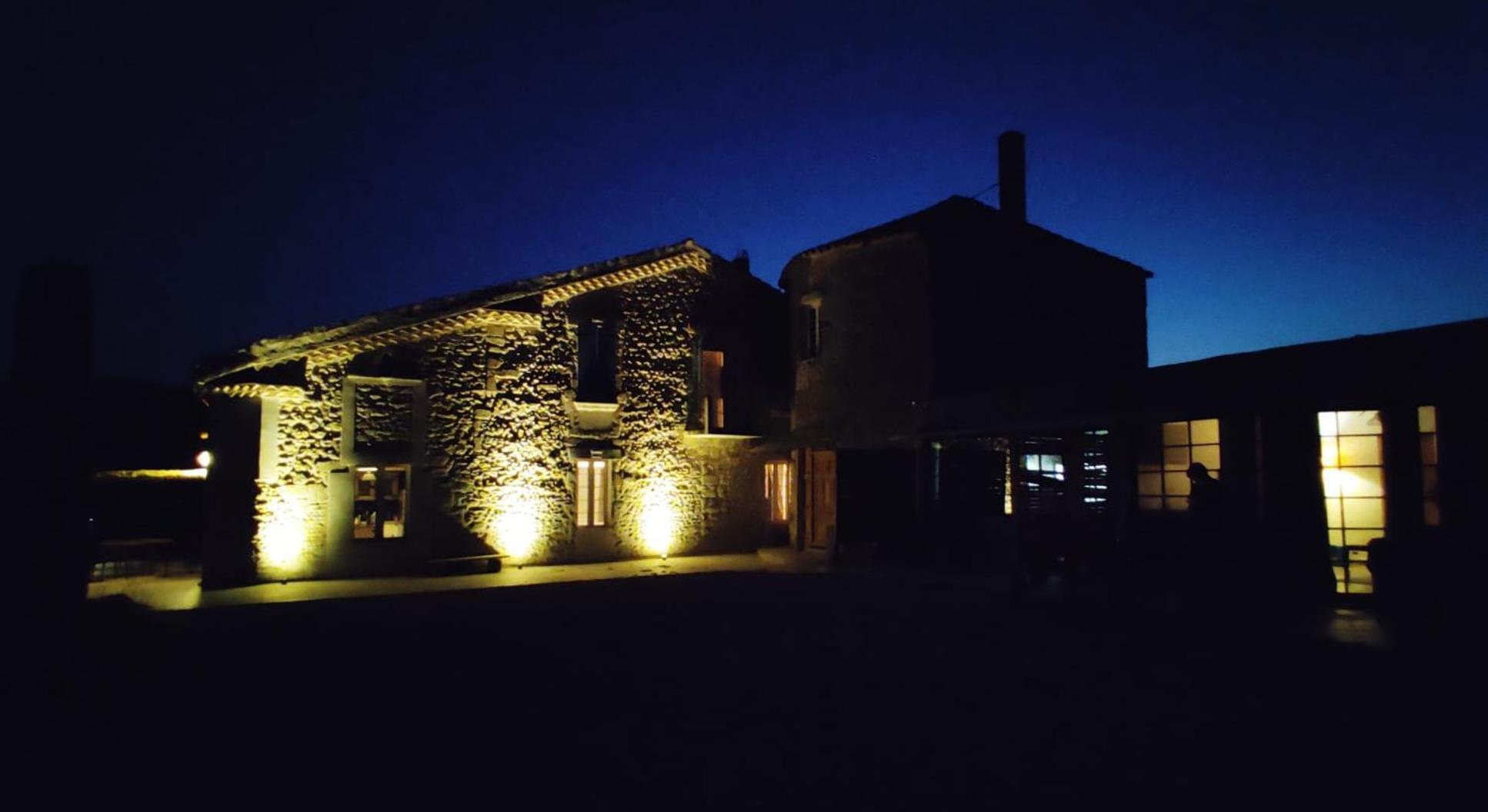 Chambre Cosy Avec Terrasse Sur La Colline Boisee, Parking Prive, Jardin, Calme, Climatisation, 10 Mn Pont Du Gard Num7 Rochefort du Gard Bagian luar foto